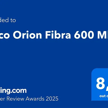 Atico Orion Fibra 600 Mb Apartment
